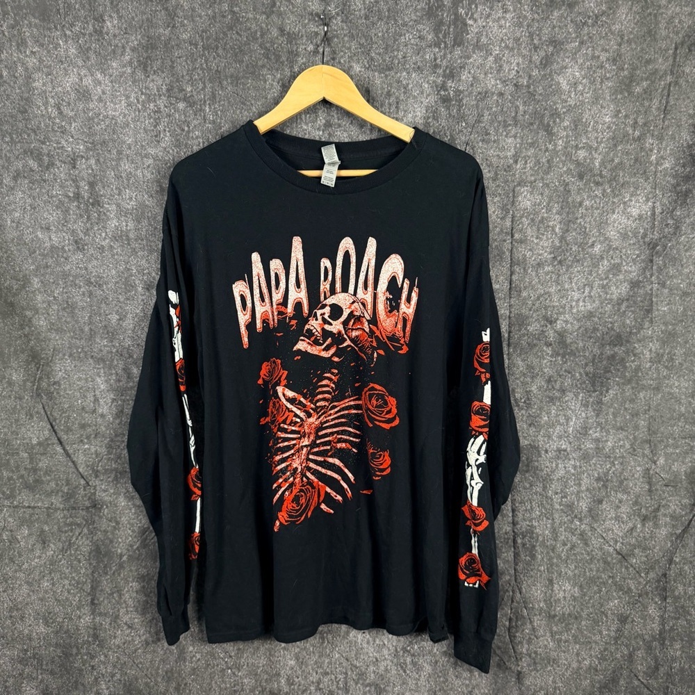 Black Long Sleeve Tee